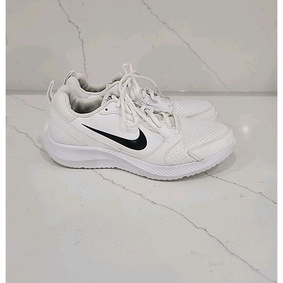 Nike Womens Todos RN BQ3201-101 White Running Shoes Sneakers Size 8.5 - Picture 1 of 10